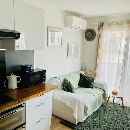 Apartament Cosy Avec Terrasse Et Garage Saint-laurent Du Limitrophe *